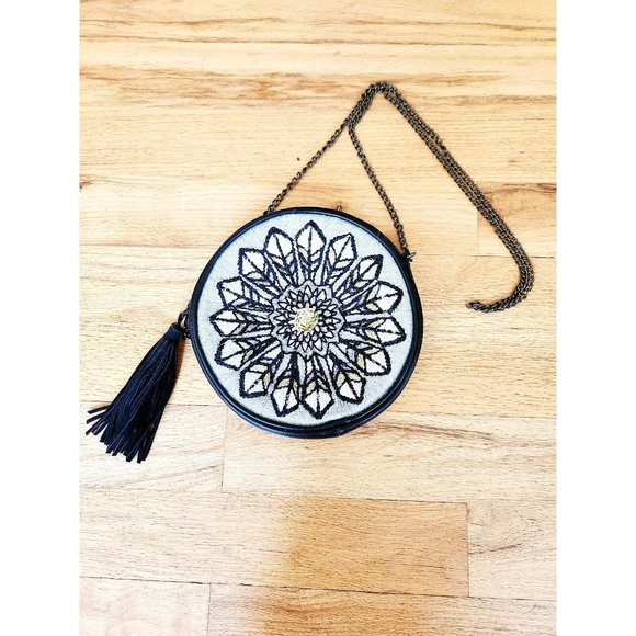 ANTHRO JASPER & JEERA Black/Gray Flower Stitched w/Sequins Should Bag/Purse - Picture 1 of 6